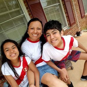 Meet your Posher, Magaly